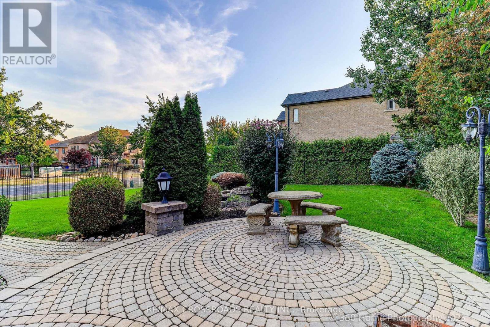 2 Mumberson Court, Markham, Ontario  L6C 1Y4 - Photo 36 - N13148318