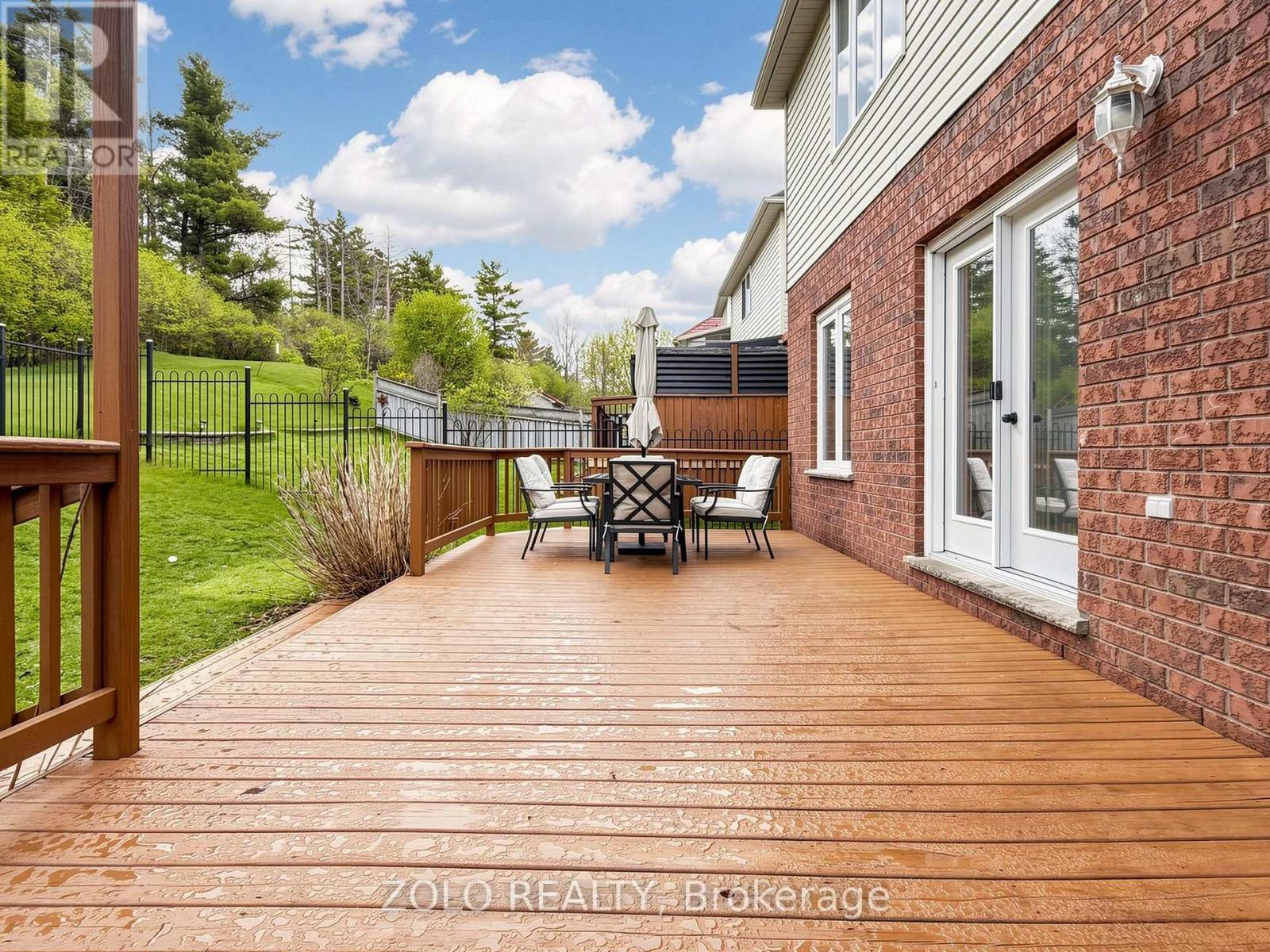70 Doon Mills Drive, Kitchener, Ontario  N2P 2S3 - Photo 44 - X13153116