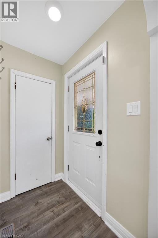 43 West 1st Street, Hamilton, Ontario  L9C 3B9 - Photo 3 - 40831652
