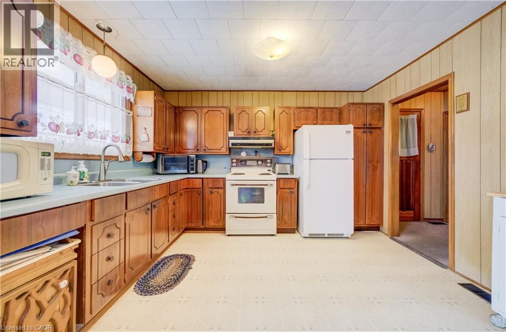 121 North Water Street W, Mount Forest, Ontario  N0G 2L3 - Photo 6 - 40807268