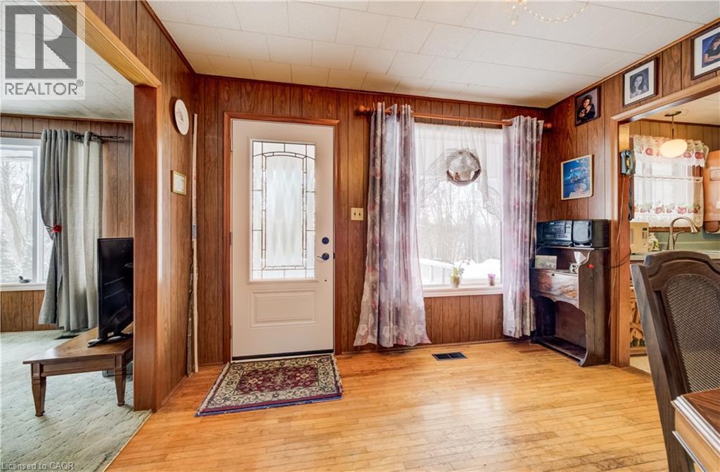 121 North Water Street W, Mount Forest, Ontario  N0G 2L3 - Photo 4 - 40807268