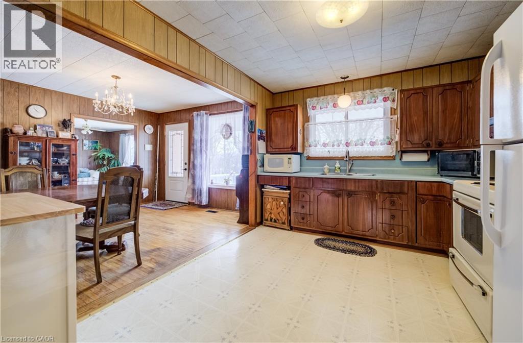 121 North Water Street W, Mount Forest, Ontario  N0G 2L3 - Photo 8 - 40807268