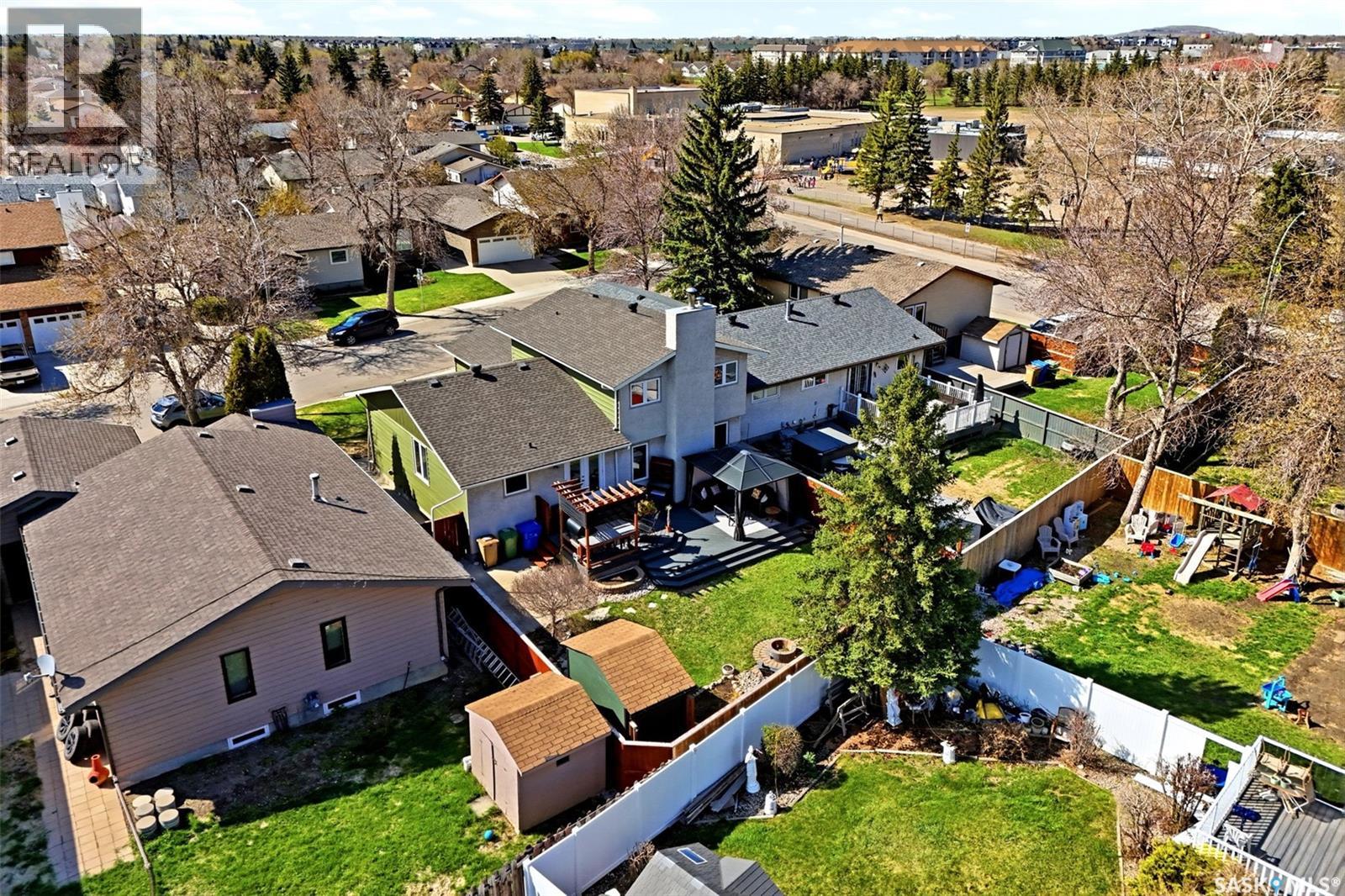 2947 More Crescent E, Regina, Saskatchewan  S4V 0T6 - Photo 3 - SK036600