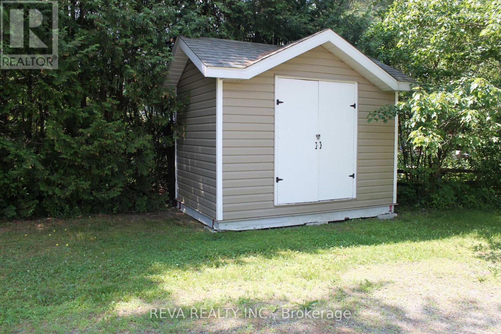15615 Hwy 35 Highway, Algonquin Highlands, Ontario  K0M 1J2 - Photo 16 - X12940138