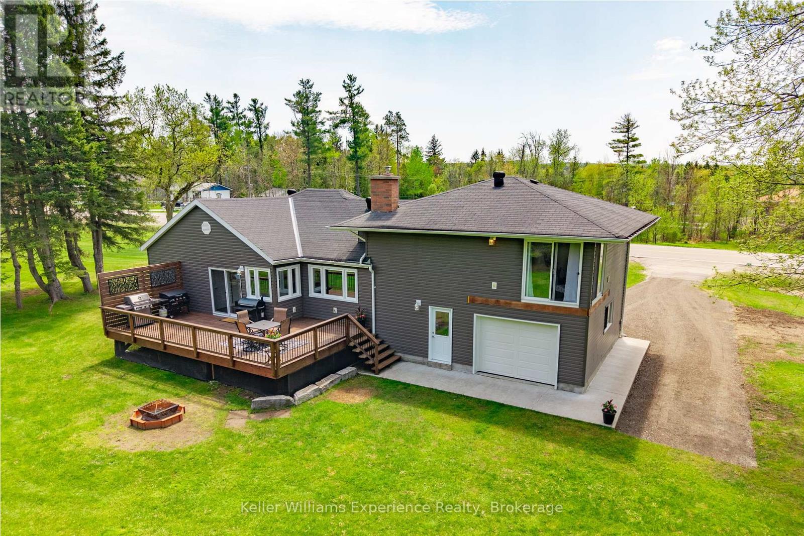 5525 Penetanguishene Road, Springwater, Ontario  L0L 1P0 - Photo 37 - S13154126