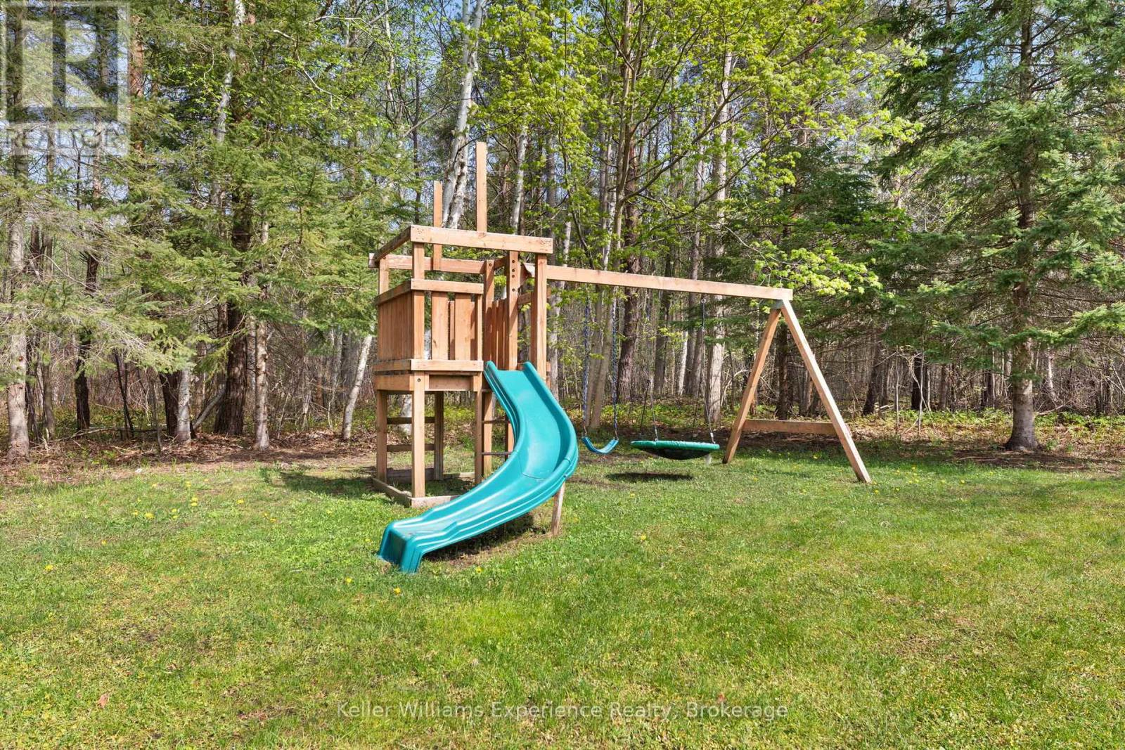 5525 Penetanguishene Road, Springwater, Ontario  L0L 1P0 - Photo 43 - S13154126