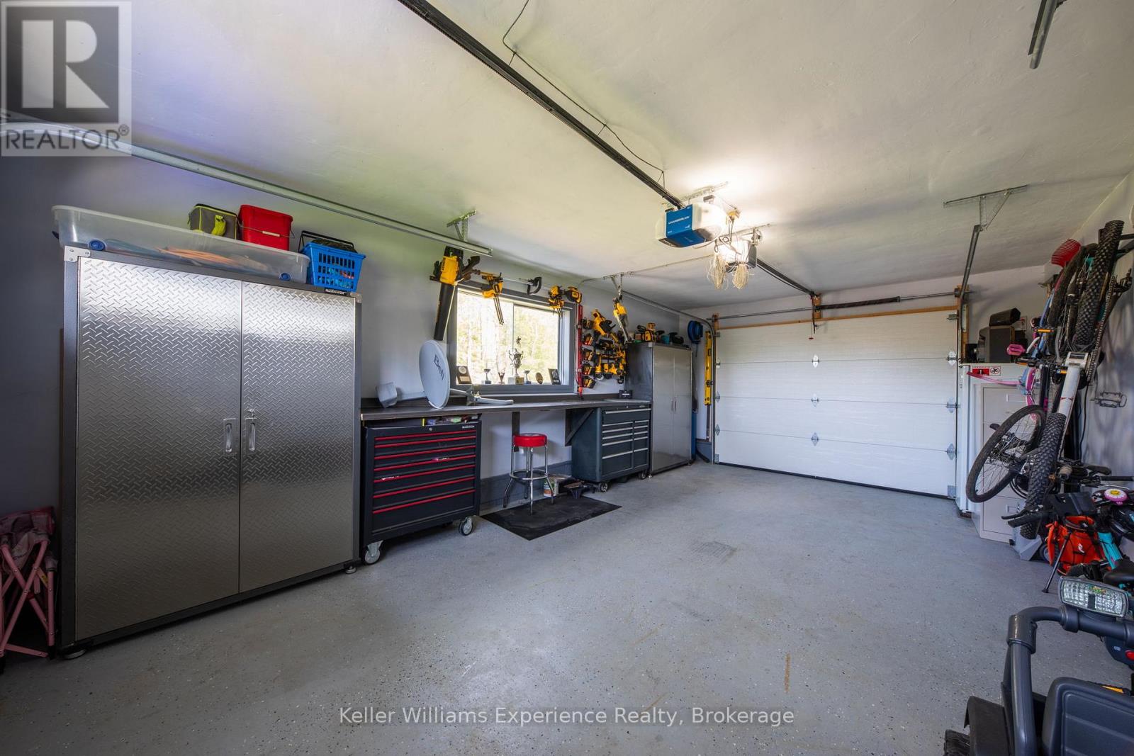 5525 Penetanguishene Road, Springwater, Ontario  L0L 1P0 - Photo 44 - S13154126