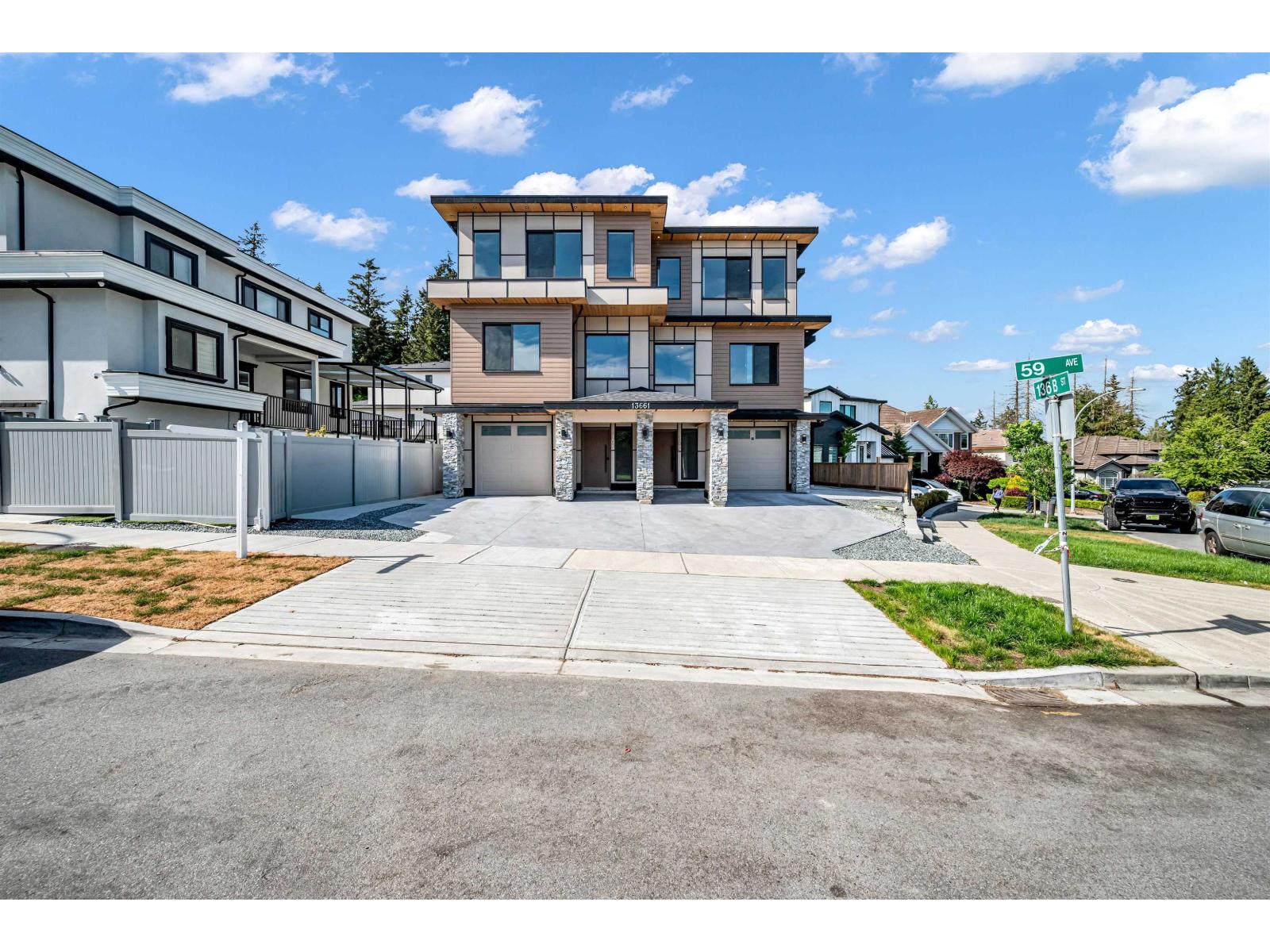 102 13661 59 Avenue, Surrey, British Columbia  V3X 3K8 - Photo 2 - R3126195
