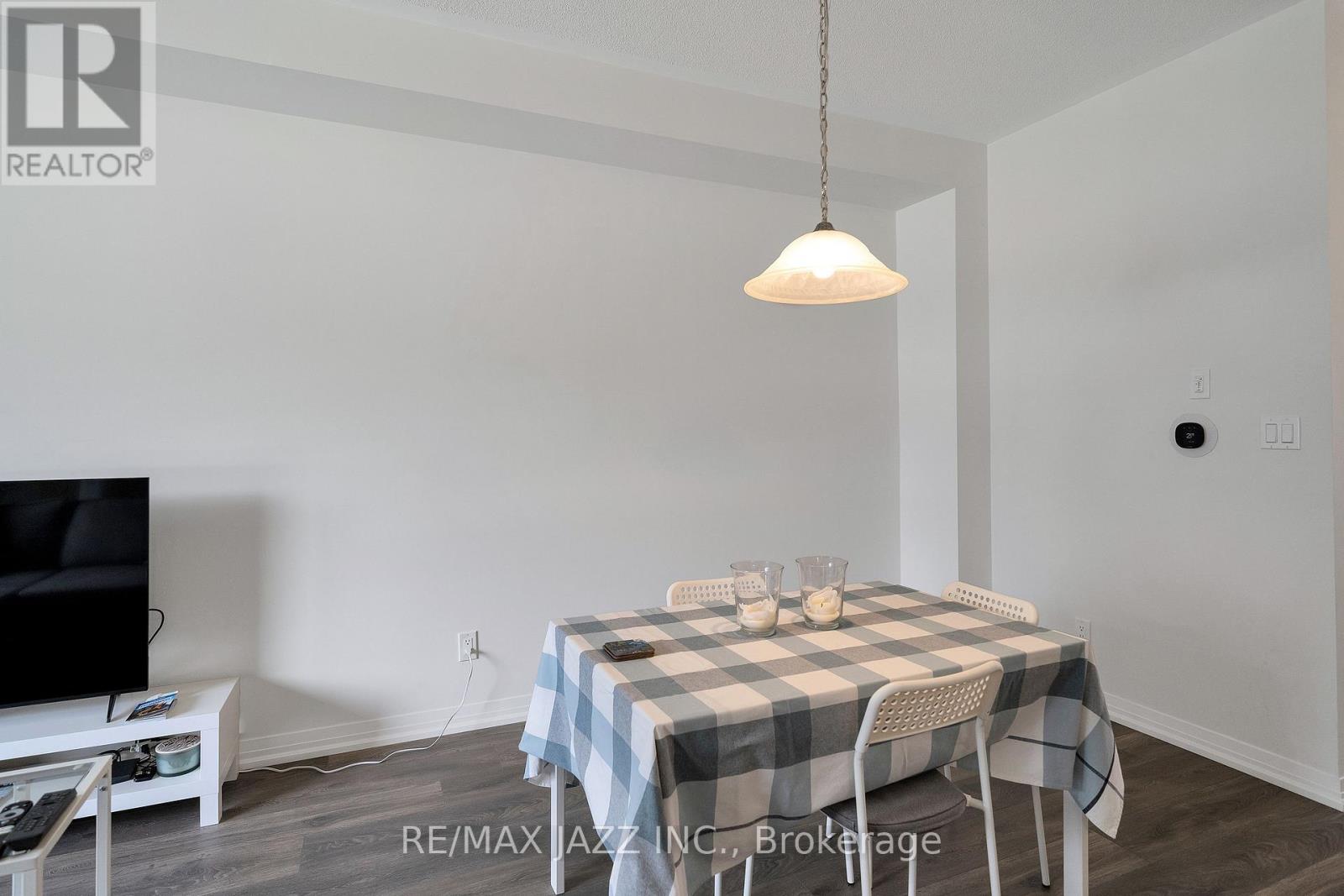 16 Klein Way, Whitby, Ontario  L1R 0S6 - Photo 11 - E13153774