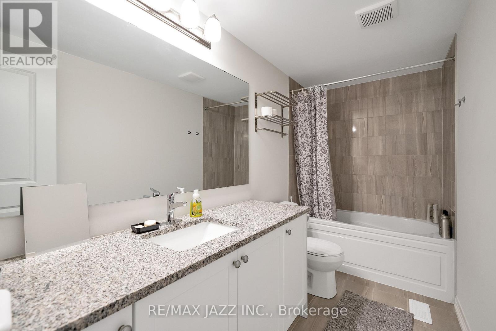 16 Klein Way, Whitby, Ontario  L1R 0S6 - Photo 14 - E13153774