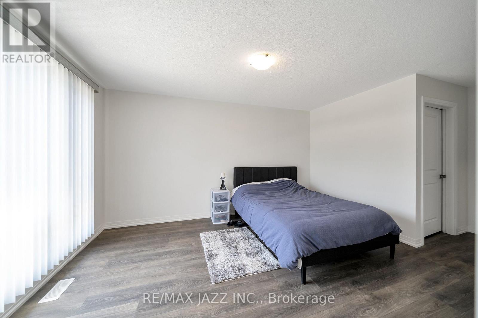 16 Klein Way, Whitby, Ontario  L1R 0S6 - Photo 18 - E13153774