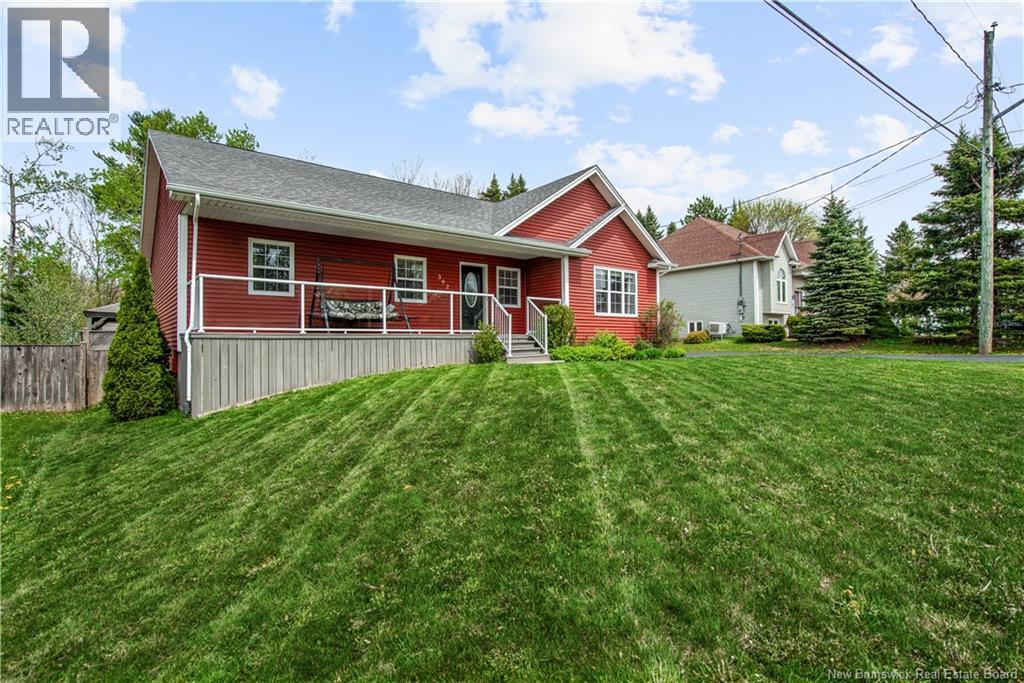 392 Mandeville, Dieppe, New Brunswick  E1A 6V6 - Photo 1 - NB139664