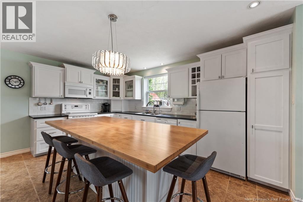 392 Mandeville, Dieppe, New Brunswick  E1A 6V6 - Photo 7 - NB139664