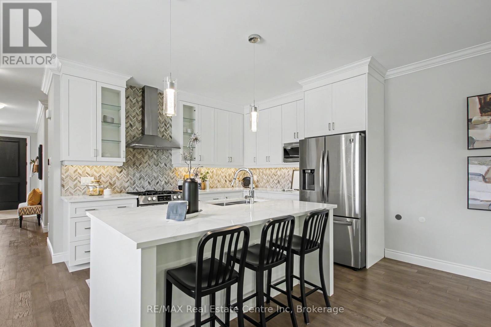 96 Strange Street, Kitchener, Ontario  N2G 1R3 - Photo 11 - X13153848