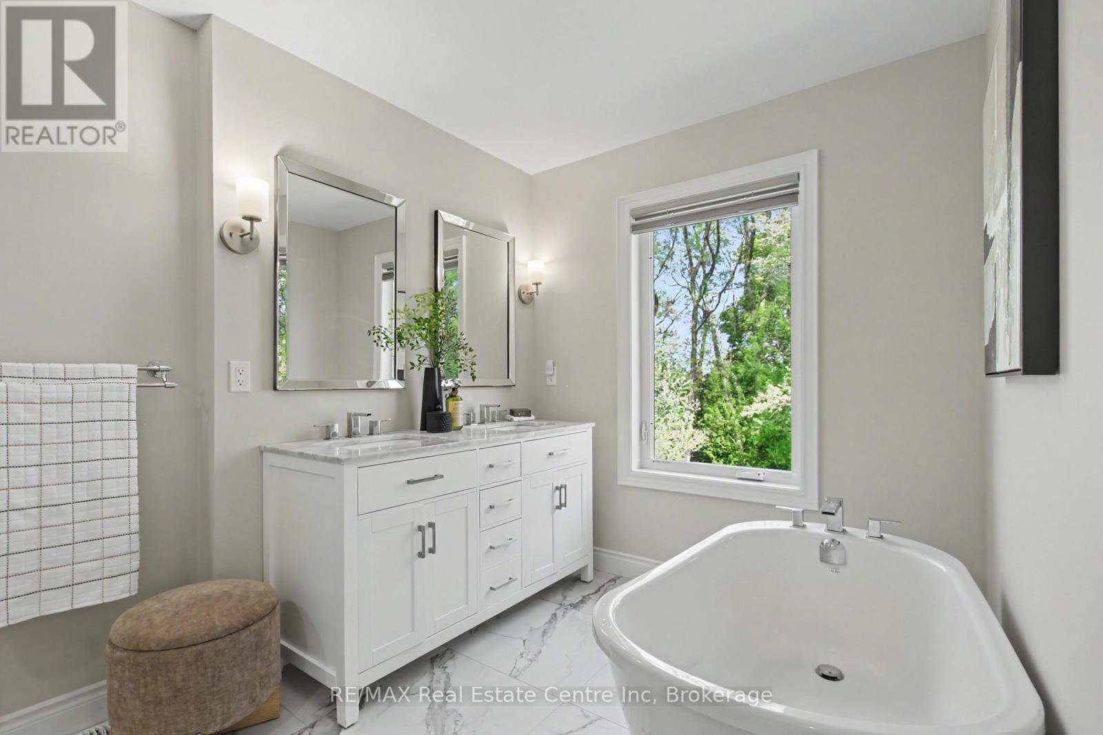 96 Strange Street, Kitchener, Ontario  N2G 1R3 - Photo 23 - X13153848