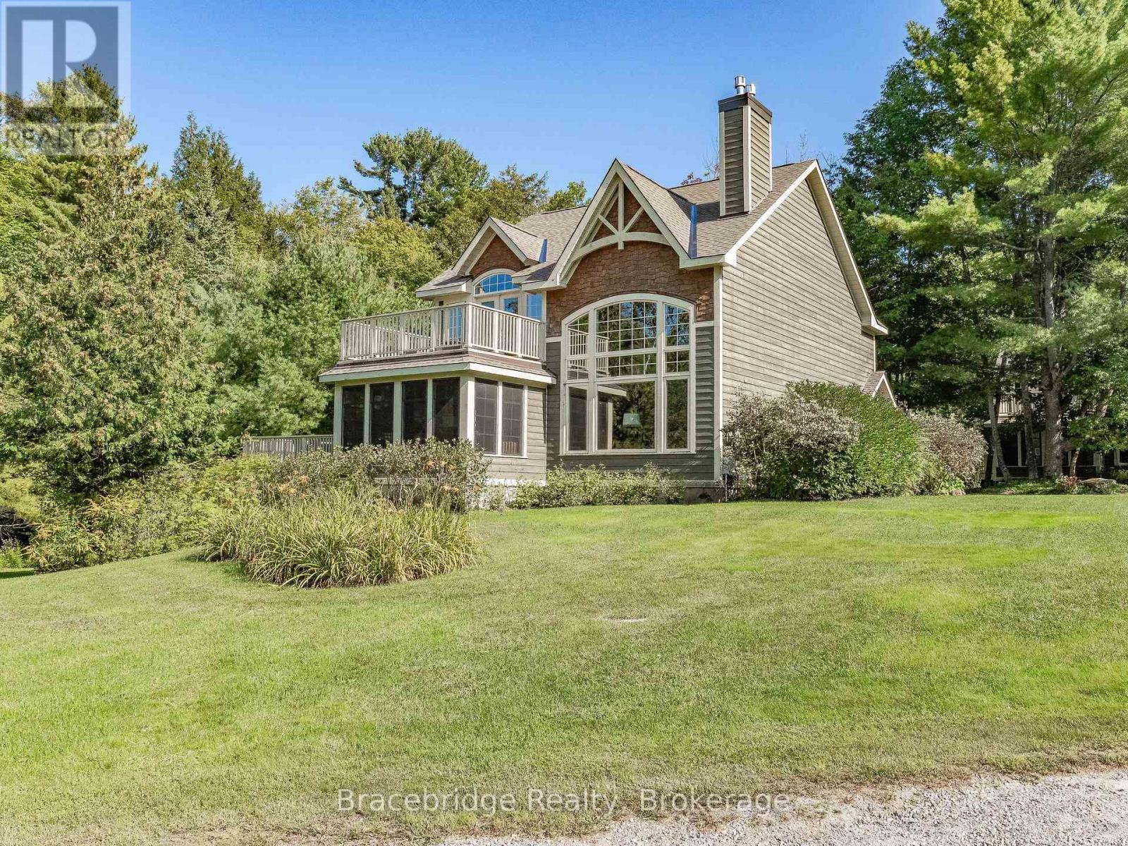 SANDFIELD 8 W4 - 3876 MUSKOKA RD 118 HIGHWAY W, Muskoka Lakes, Ontario