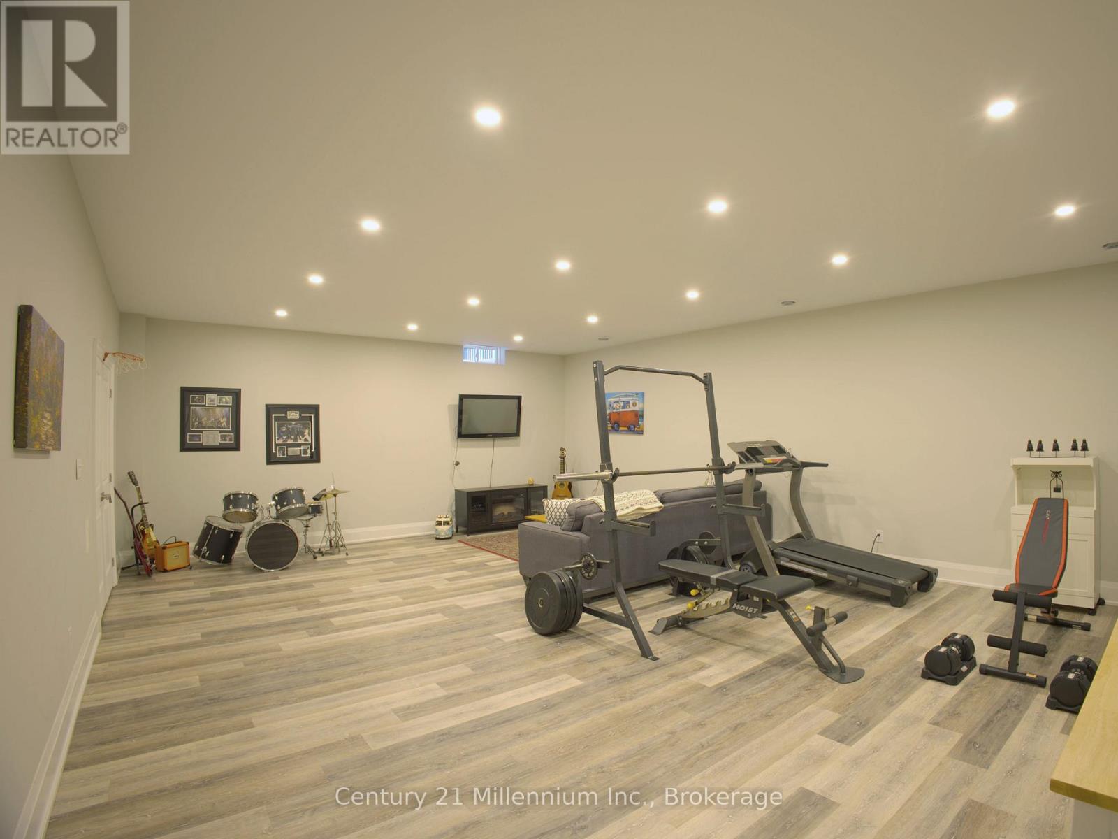 108 Creekwood Court, Blue Mountains, Ontario  L9Y 0V1 - Photo 35 - X13154024