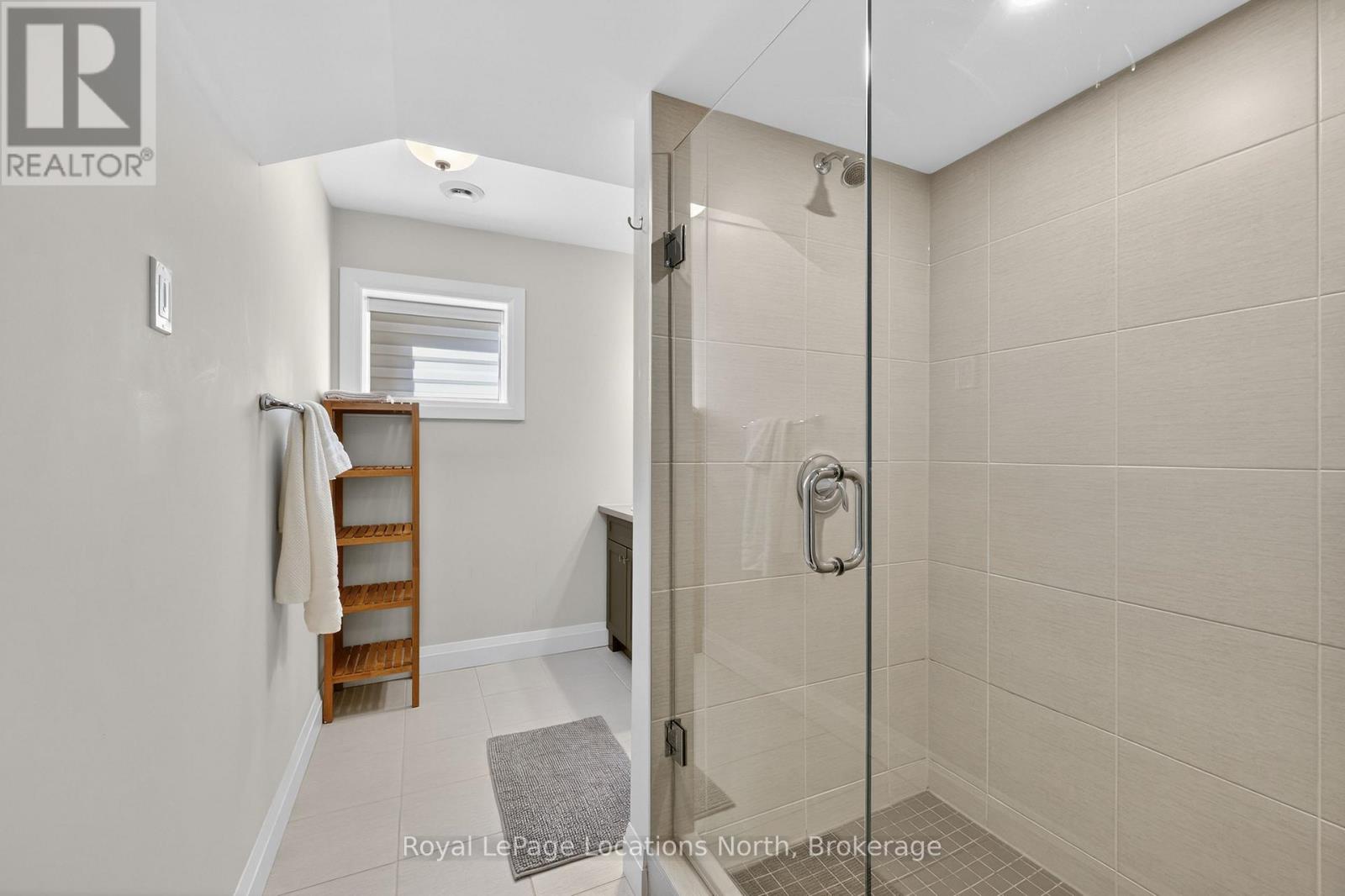 205 Yellow Birch Crescent, Blue Mountains, Ontario  L9Y 0Z3 - Photo 37 - X13154106