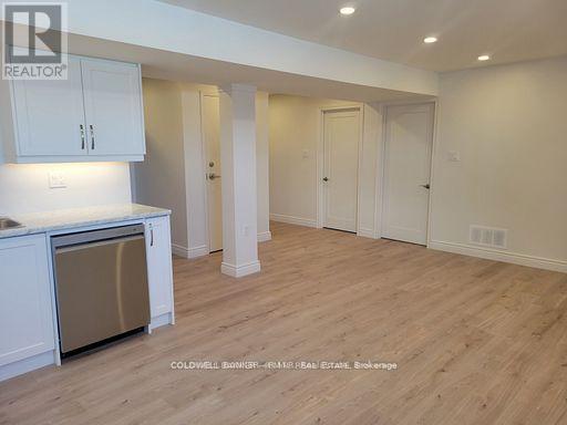 5 Mavety Court, Belleville, Ontario  K8N 0M2 - Photo 3 - X13153798