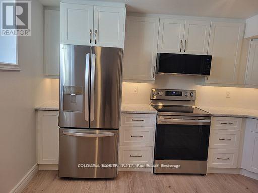 5 Mavety Court, Belleville, Ontario  K8N 0M2 - Photo 4 - X13153798