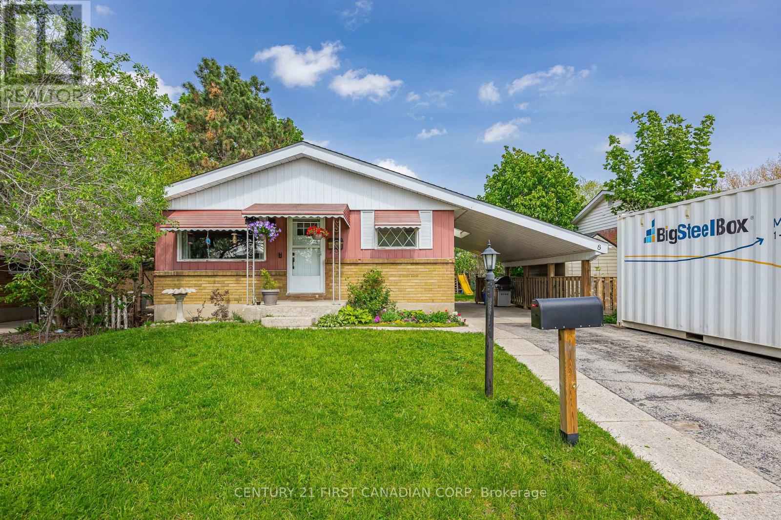 8 Kenwood Crescent, London East, Ontario  N5Y 3W7 - Photo 1 - X13153894