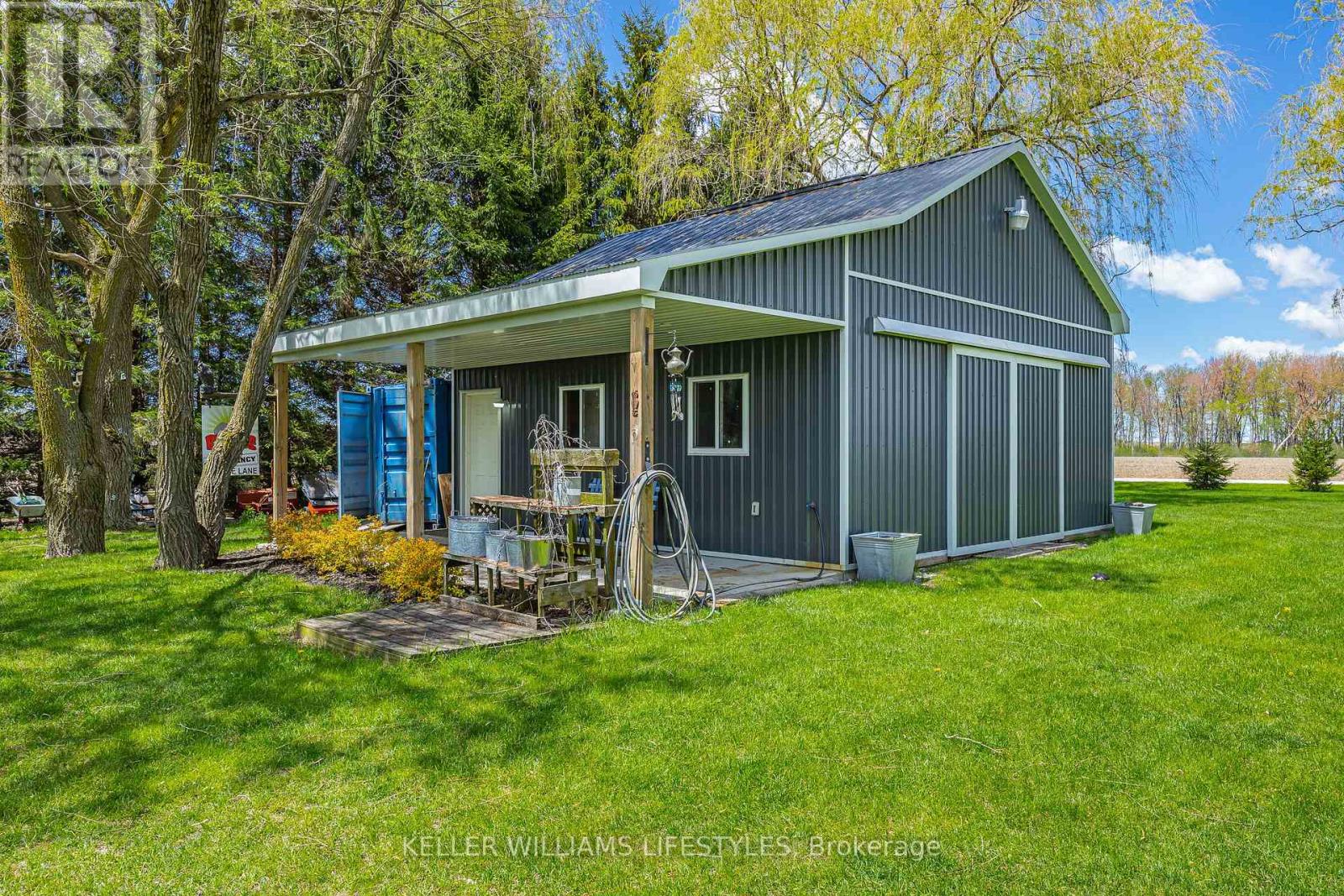 34465 Mitchell Line, Lucan Biddulph, Ontario  N0M 2J0 - Photo 2 - X13153964