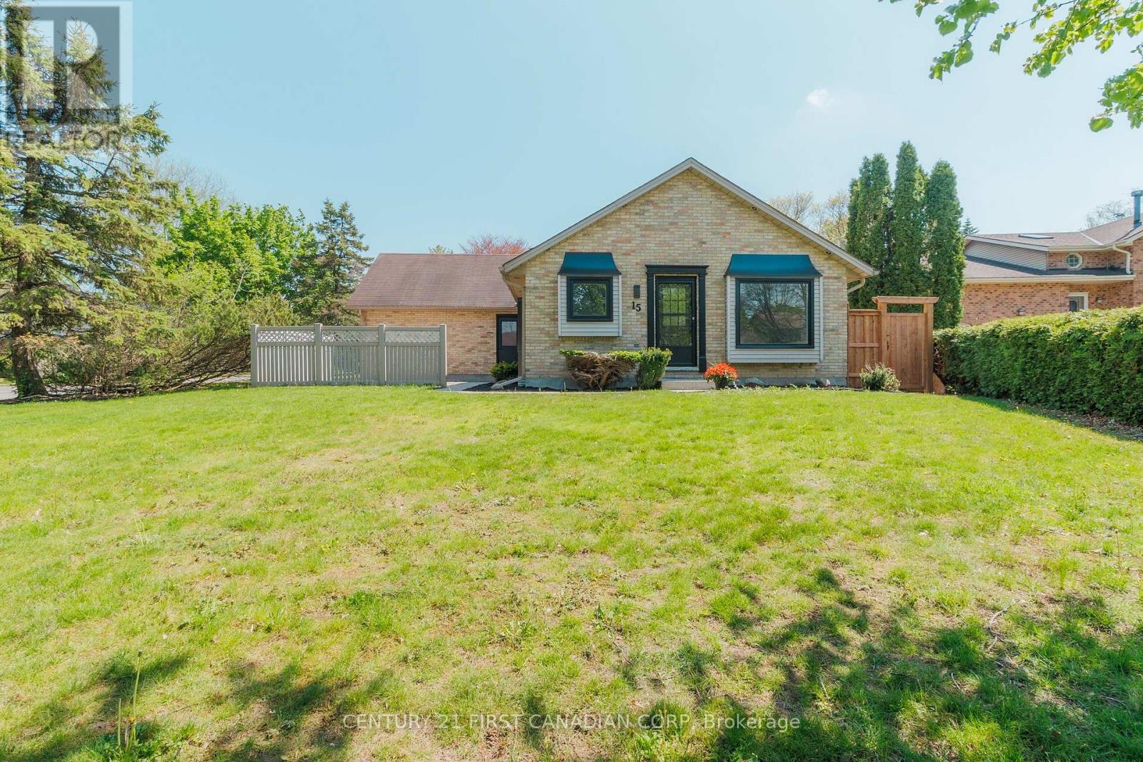 15 Bybrook Court, London North, Ontario  N5X 3A5 - Photo 1 - X13154032