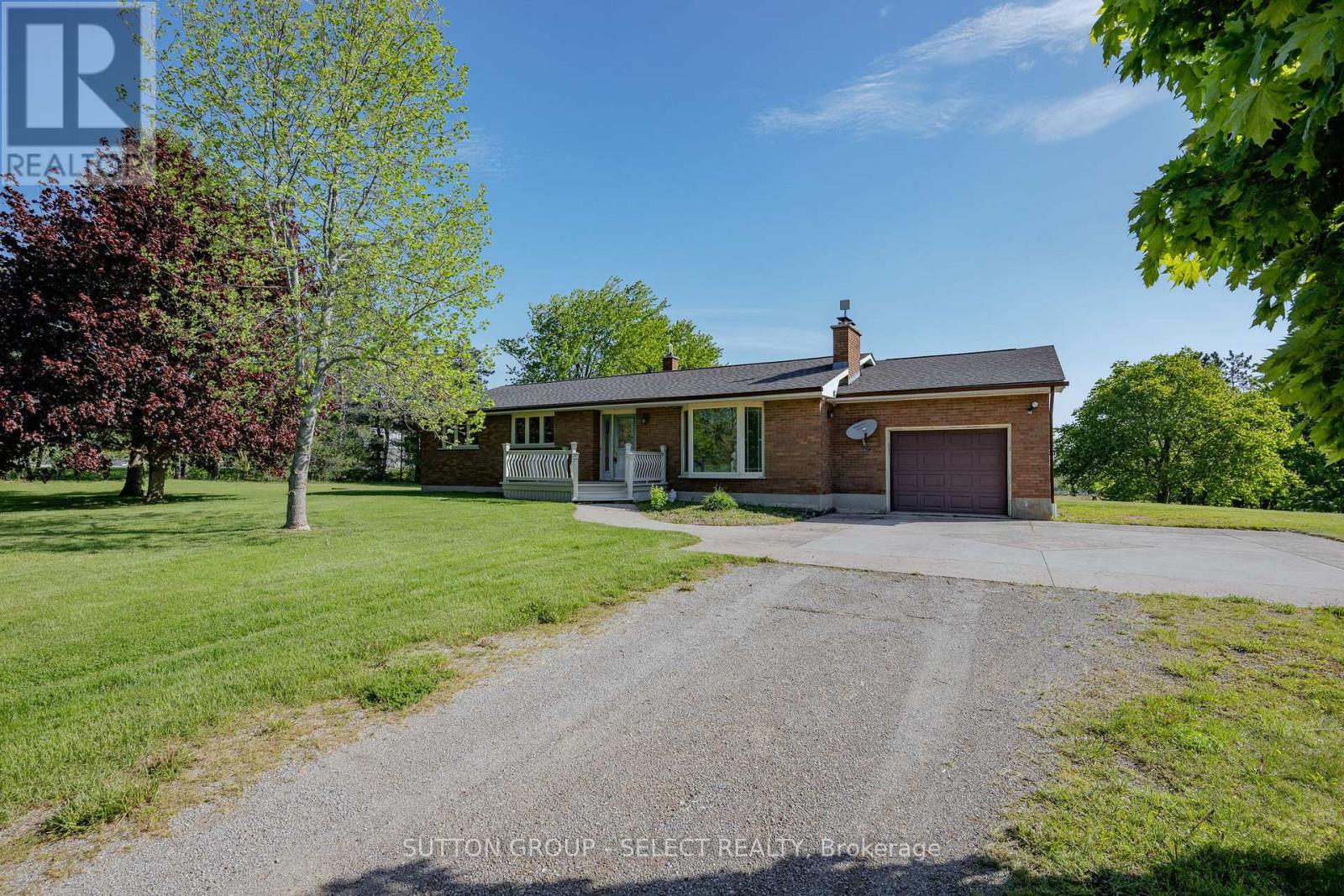 25752 Poplar Hill Road, Middlesex Centre, Ontario  N0M 1P0 - Photo 1 - X13154116