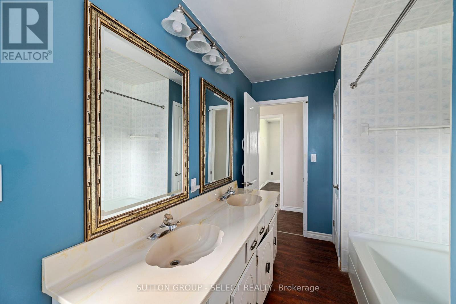 25752 Poplar Hill Road, Middlesex Centre, Ontario  N0M 1P0 - Photo 20 - X13154116