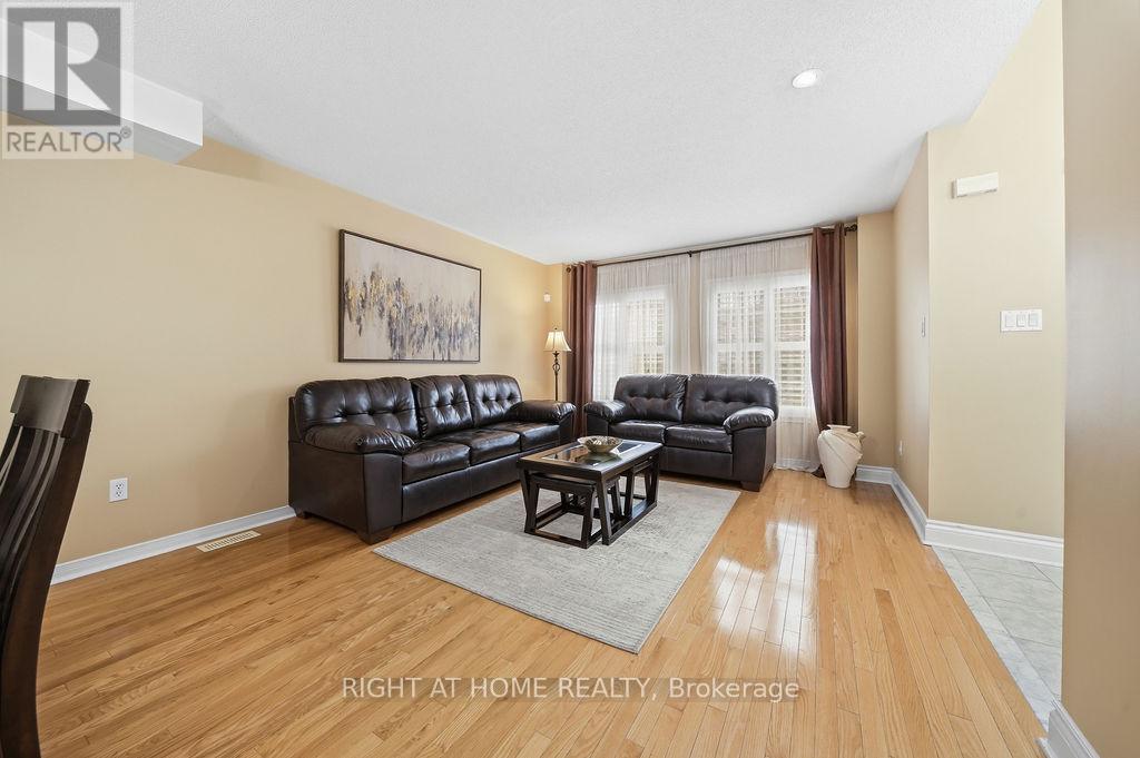 25 Nobbs Drive, Ajax, Ontario  L1T 4M1 - Photo 5 - E13143688