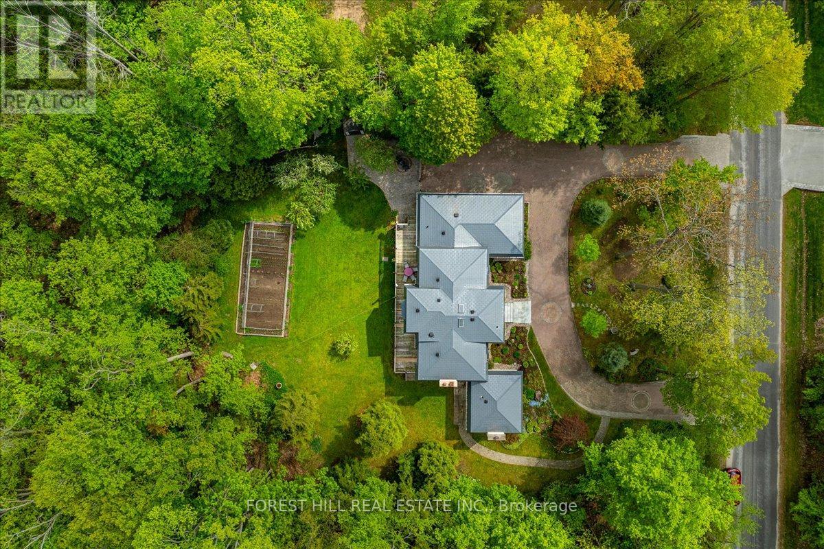 1836 Quantz Crescent, Innisfil, Ontario L9S 1X2 - Photo 10 - N12792292