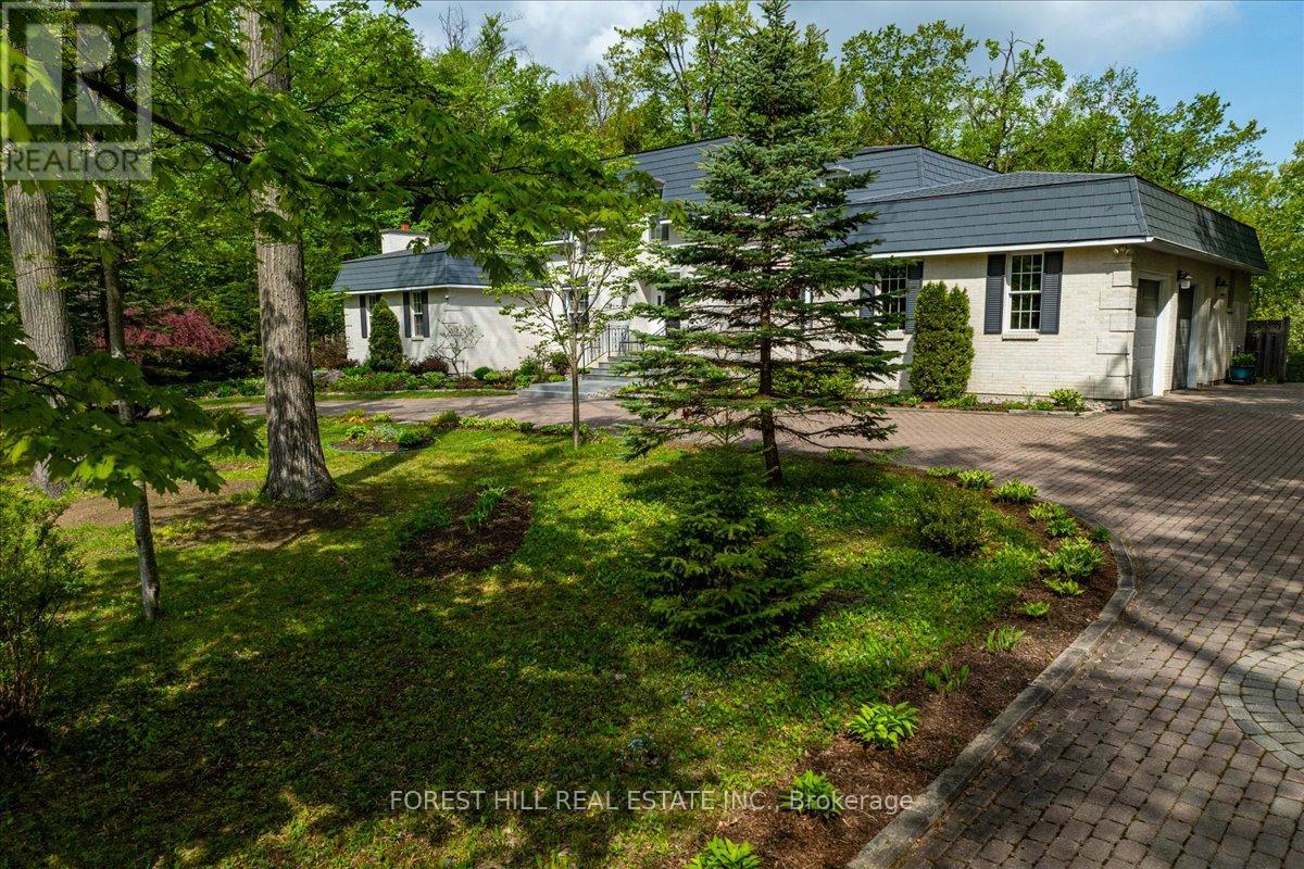 1836 Quantz Crescent, Innisfil, Ontario L9S 1X2 - Photo 3 - N12792292