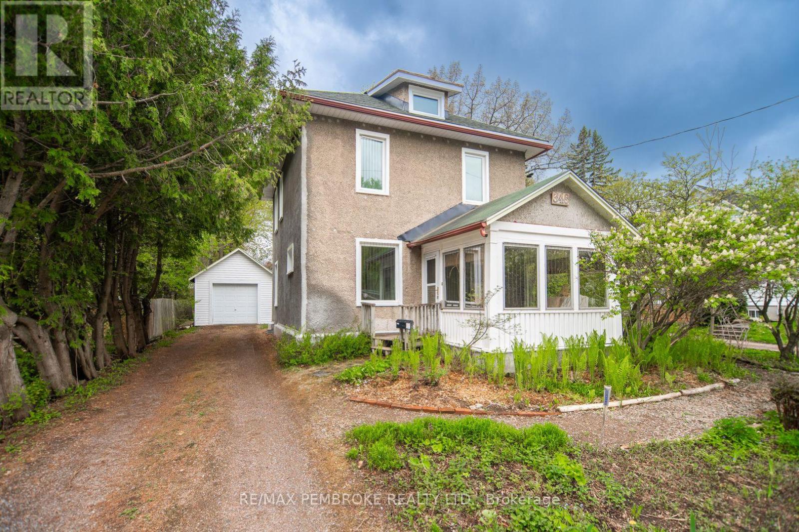 348 Esther Street, Pembroke, Ontario  K8A 3C8 - Photo 1 - X13153786