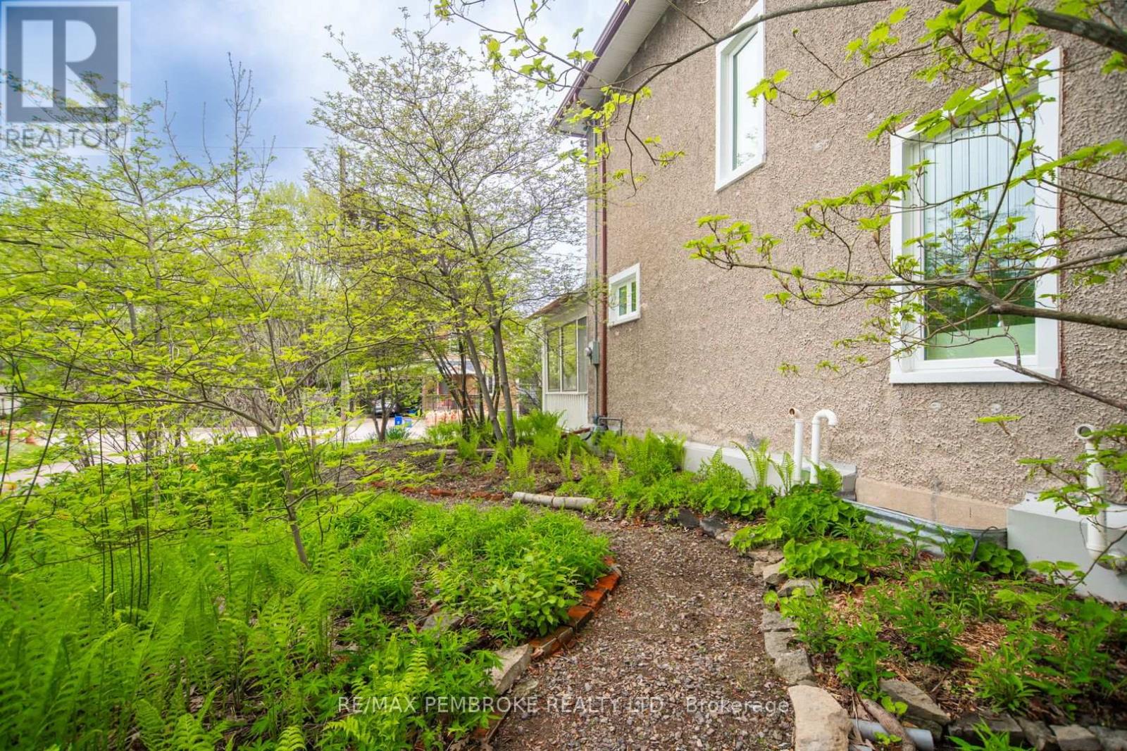 348 Esther Street, Pembroke, Ontario  K8A 3C8 - Photo 24 - X13153786