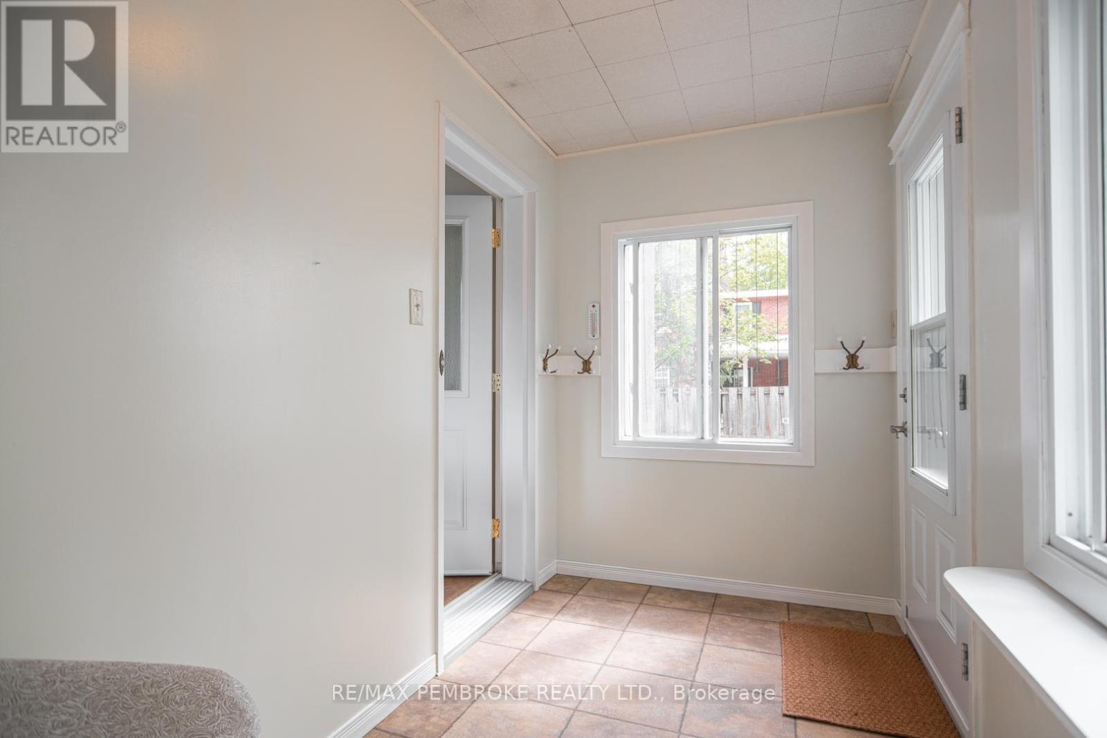 348 Esther Street, Pembroke, Ontario  K8A 3C8 - Photo 32 - X13153786
