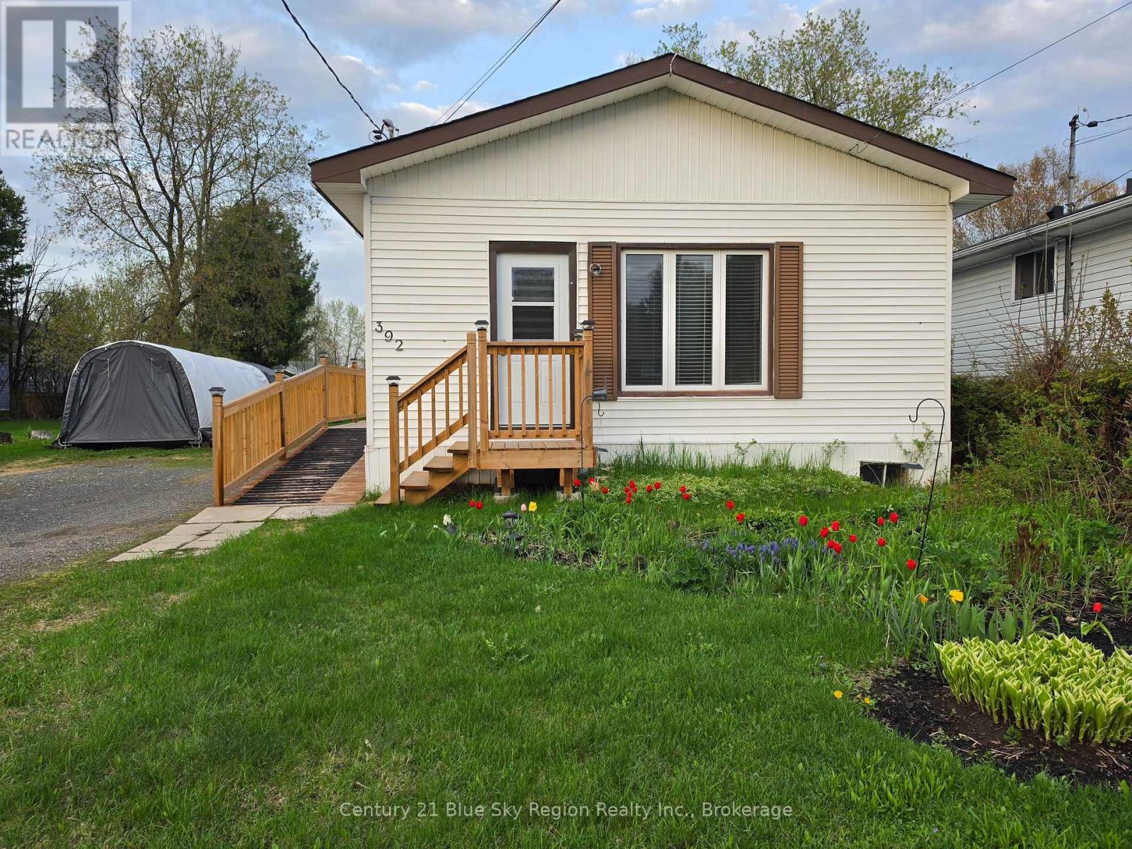 392 Holditch Street, West Nipissing, Ontario P2B 3C7 - Photo 1 - X13153994