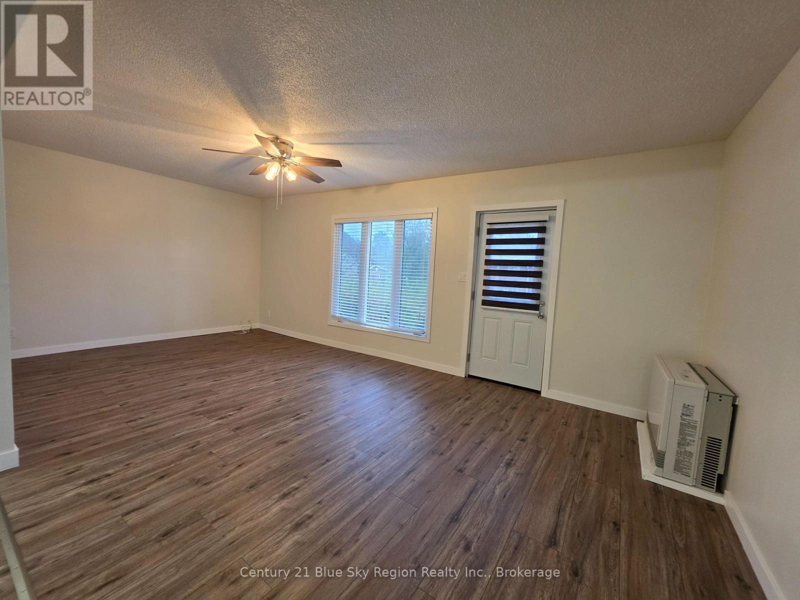 392 Holditch Street, West Nipissing, Ontario P2B 3C7 - Photo 2 - X13153994