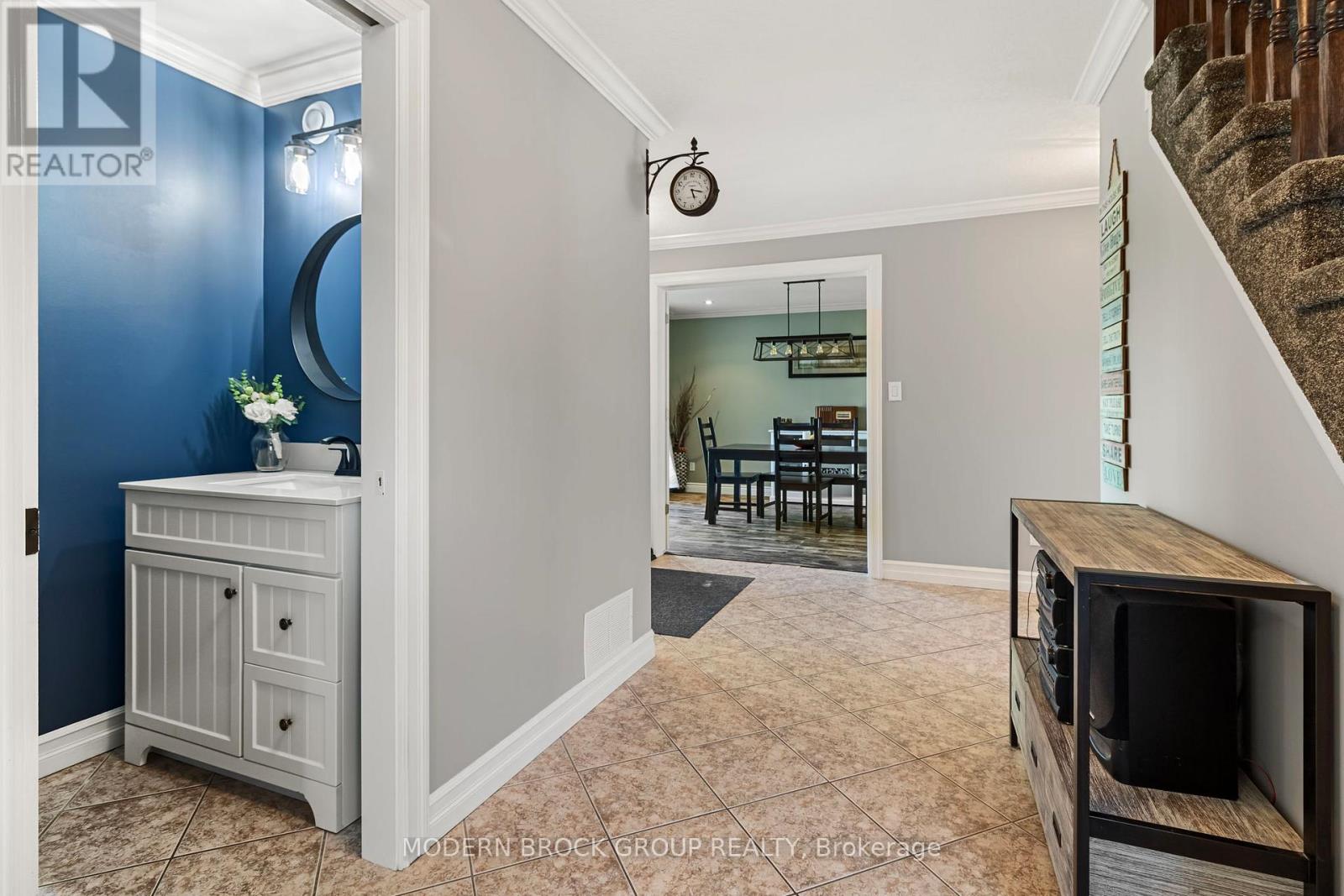 1000 Crestwood Drive, Brockville, Ontario  K6V 7N1 - Photo 6 - X13154100