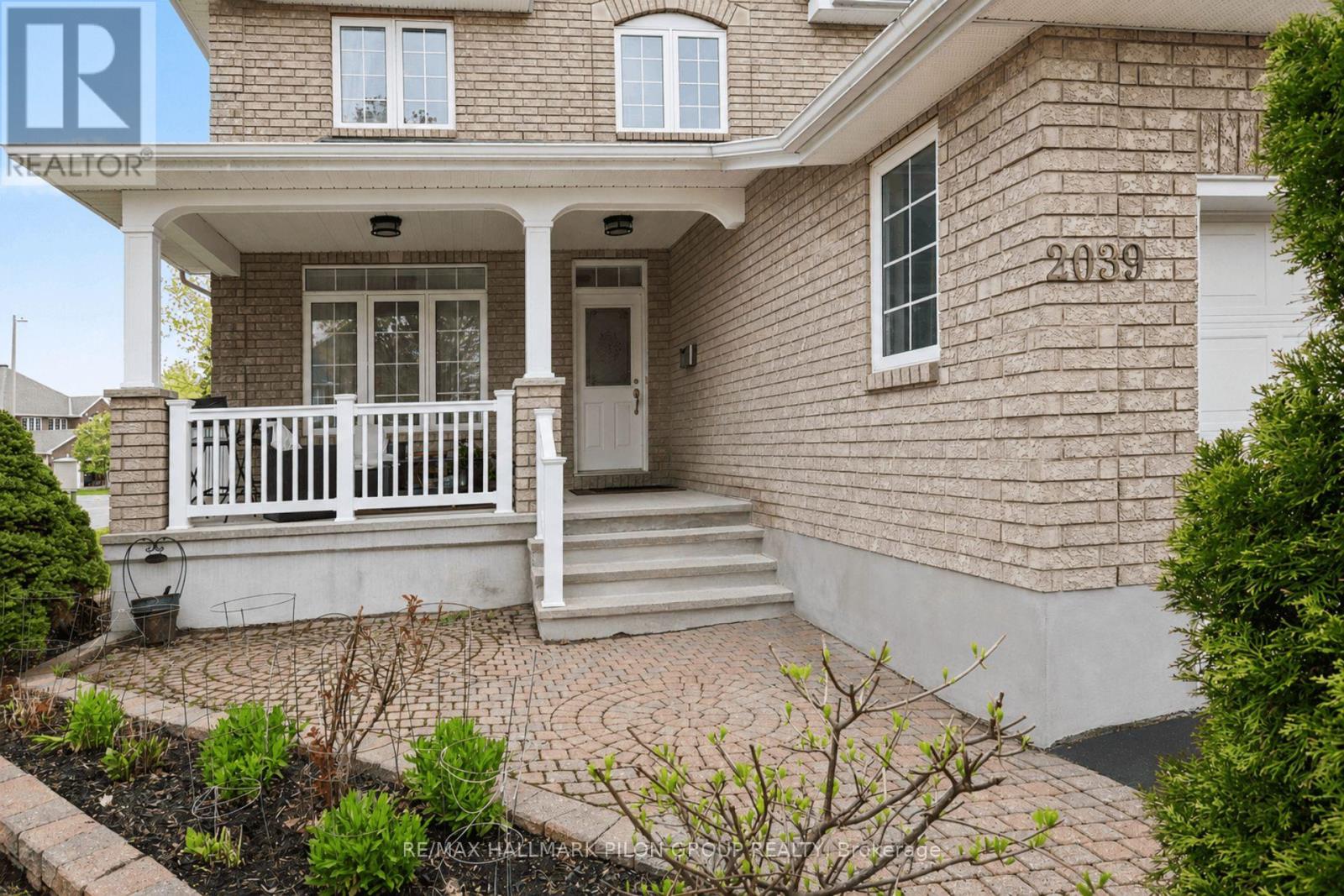 2039 Calico Crescent, Ottawa, Ontario  K4A 4L7 - Photo 2 - X13153816