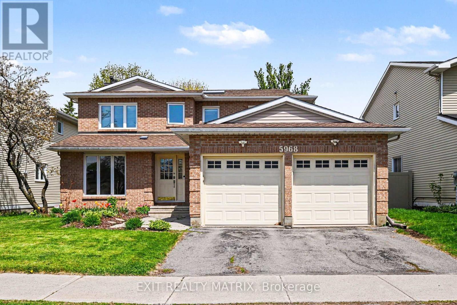 5968 Meadowglen Drive, Ottawa, Ontario  K1C 5Y2 - Photo 1 - X13153922