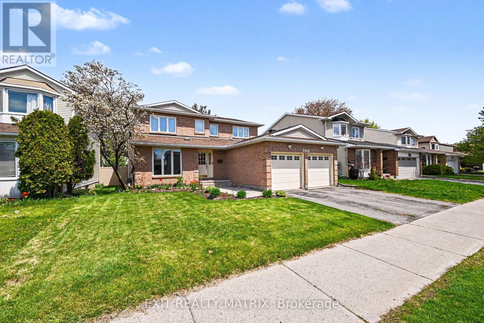5968 Meadowglen Drive, Ottawa, Ontario  K1C 5Y2 - Photo 2 - X13153922