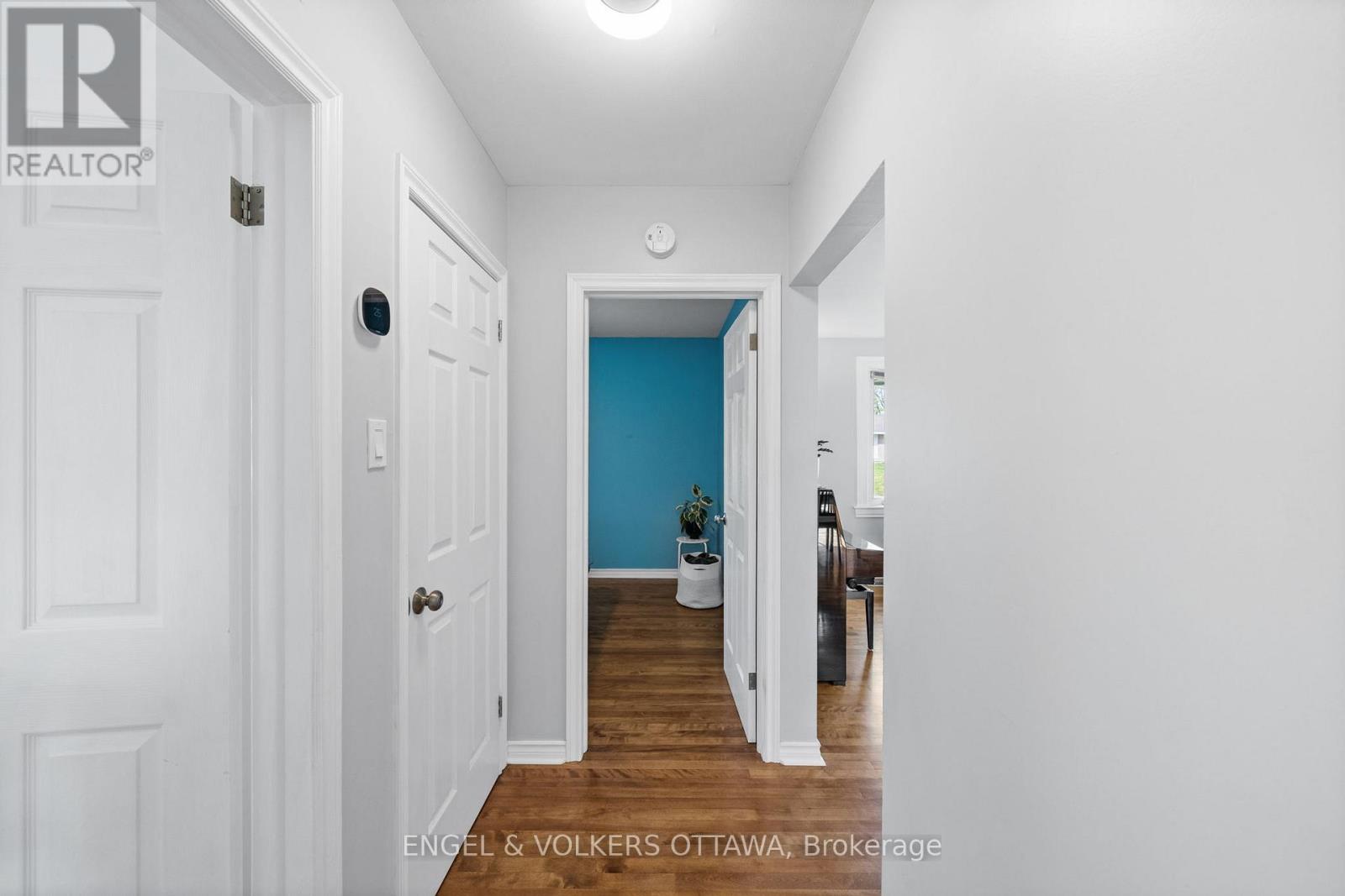 1056 Hindley Street, Ottawa, Ontario  K2B 5M1 - Photo 18 - X13154022