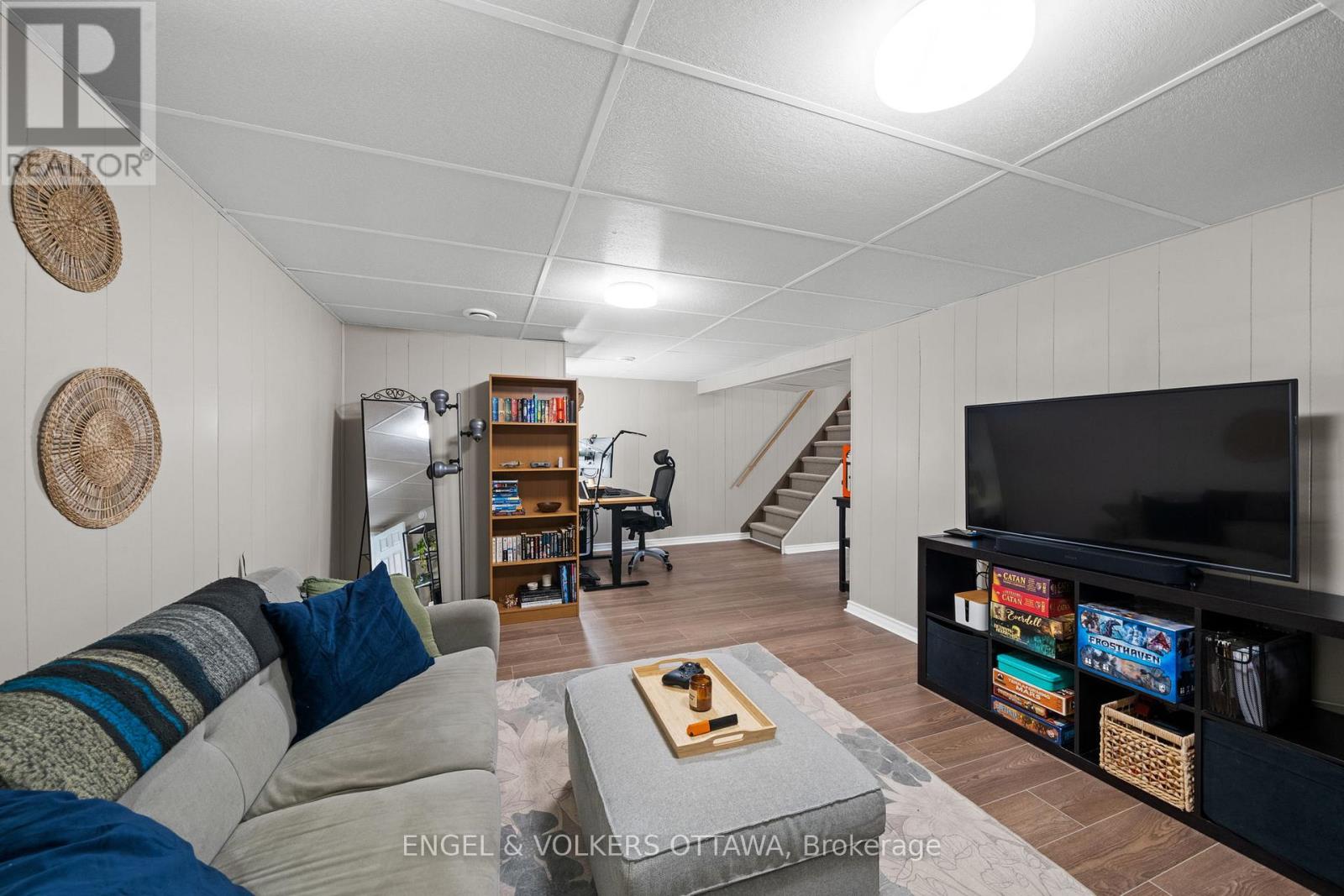 1056 Hindley Street, Ottawa, Ontario  K2B 5M1 - Photo 28 - X13154022