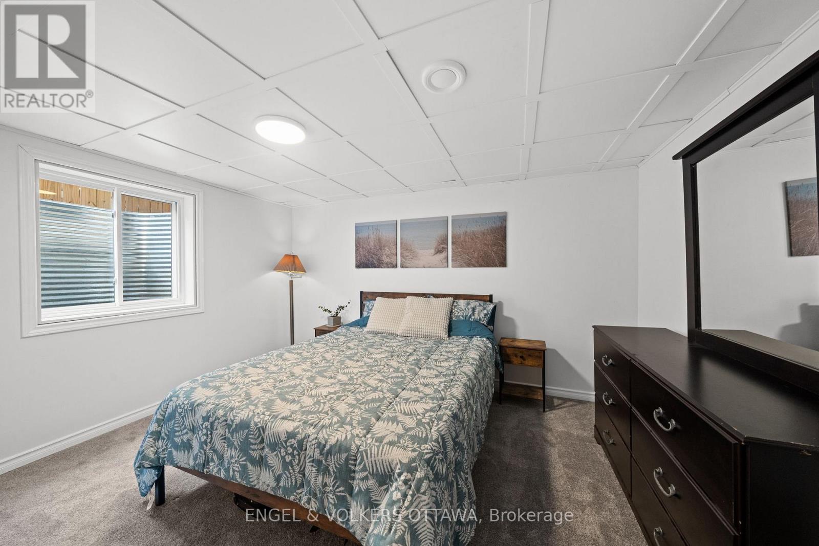 1056 Hindley Street, Ottawa, Ontario  K2B 5M1 - Photo 29 - X13154022
