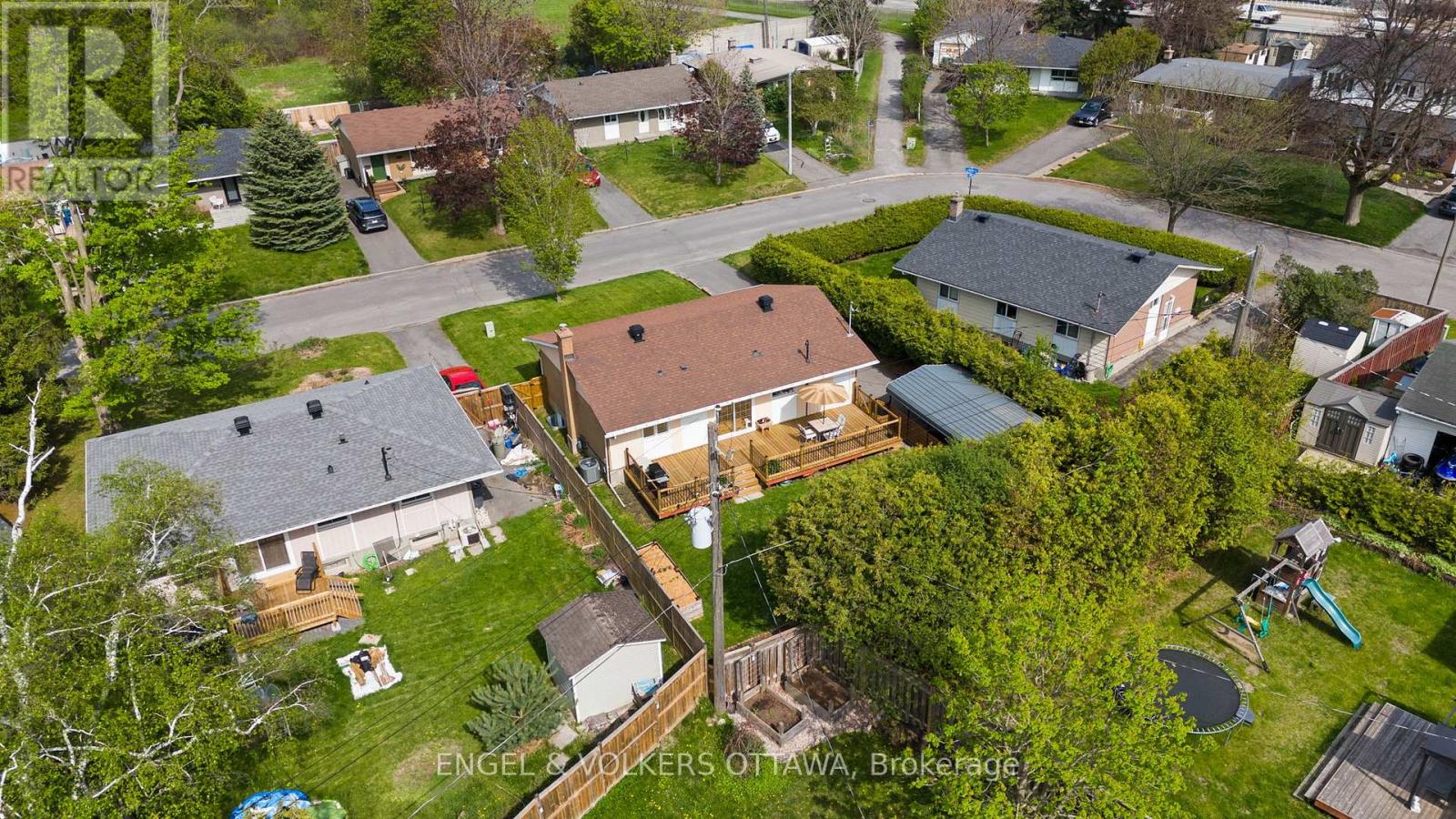 1056 Hindley Street, Ottawa, Ontario  K2B 5M1 - Photo 42 - X13154022