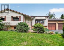 9 MAC STOREY STREET, Ottawa, Ontario
