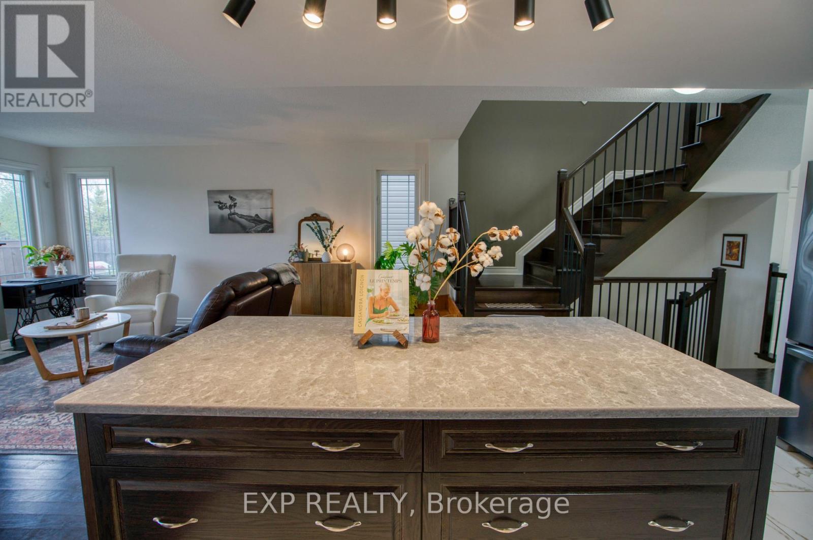 458 Barrick Hill Road, Ottawa, Ontario  K2M 0H8 - Photo 13 - X13154132