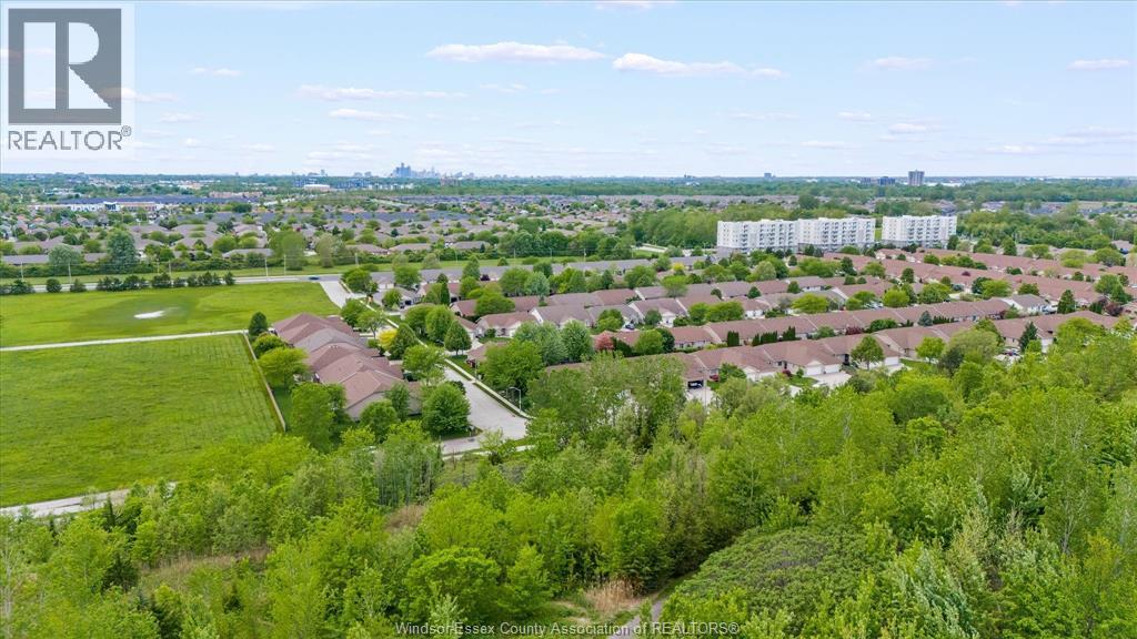 1997 Blue Heron Drive, Windsor, Ontario N8P 1P6 - Photo 45 - 26011635