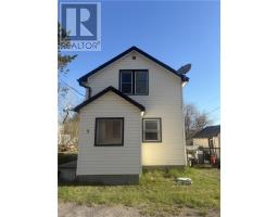 3 Stull, Capreol, Ontario