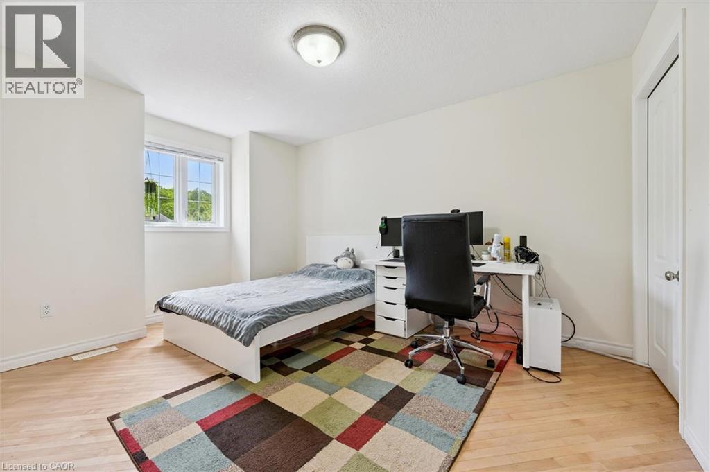 408 S Spice Bush Street, Waterloo, Ontario  N2V 2V6 - Photo 21 - 40832159
